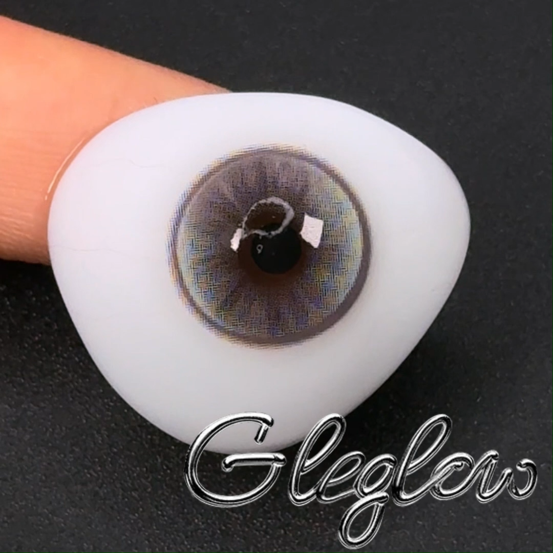 Povia Pink - 1 Year, 2 lenses