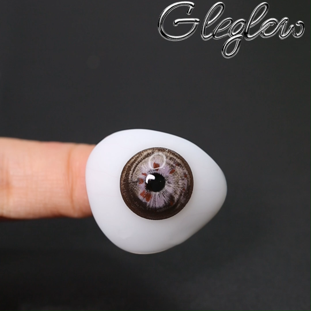 Giada Brown - 1 Year, 2 lenses