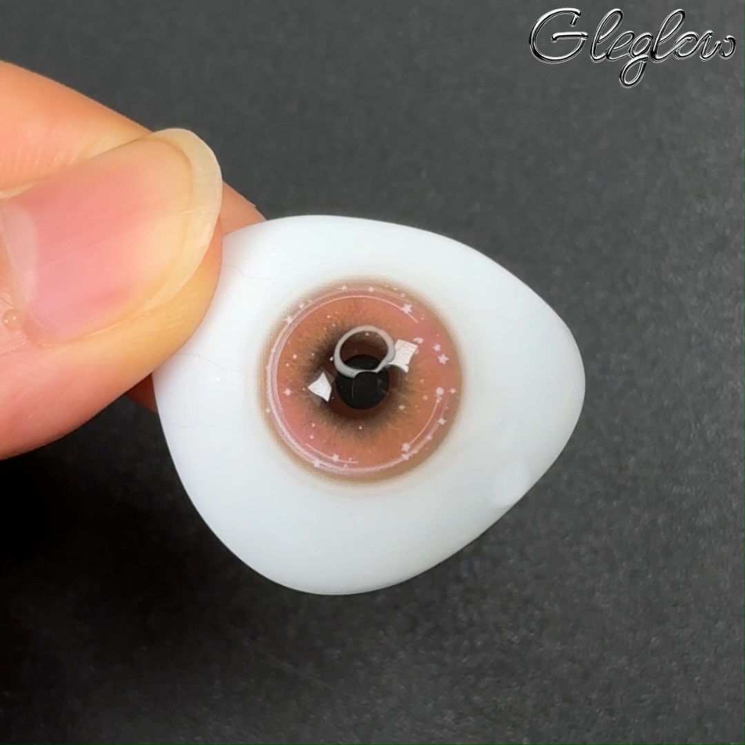 Aveny Brown - 1 Year, 2 lenses