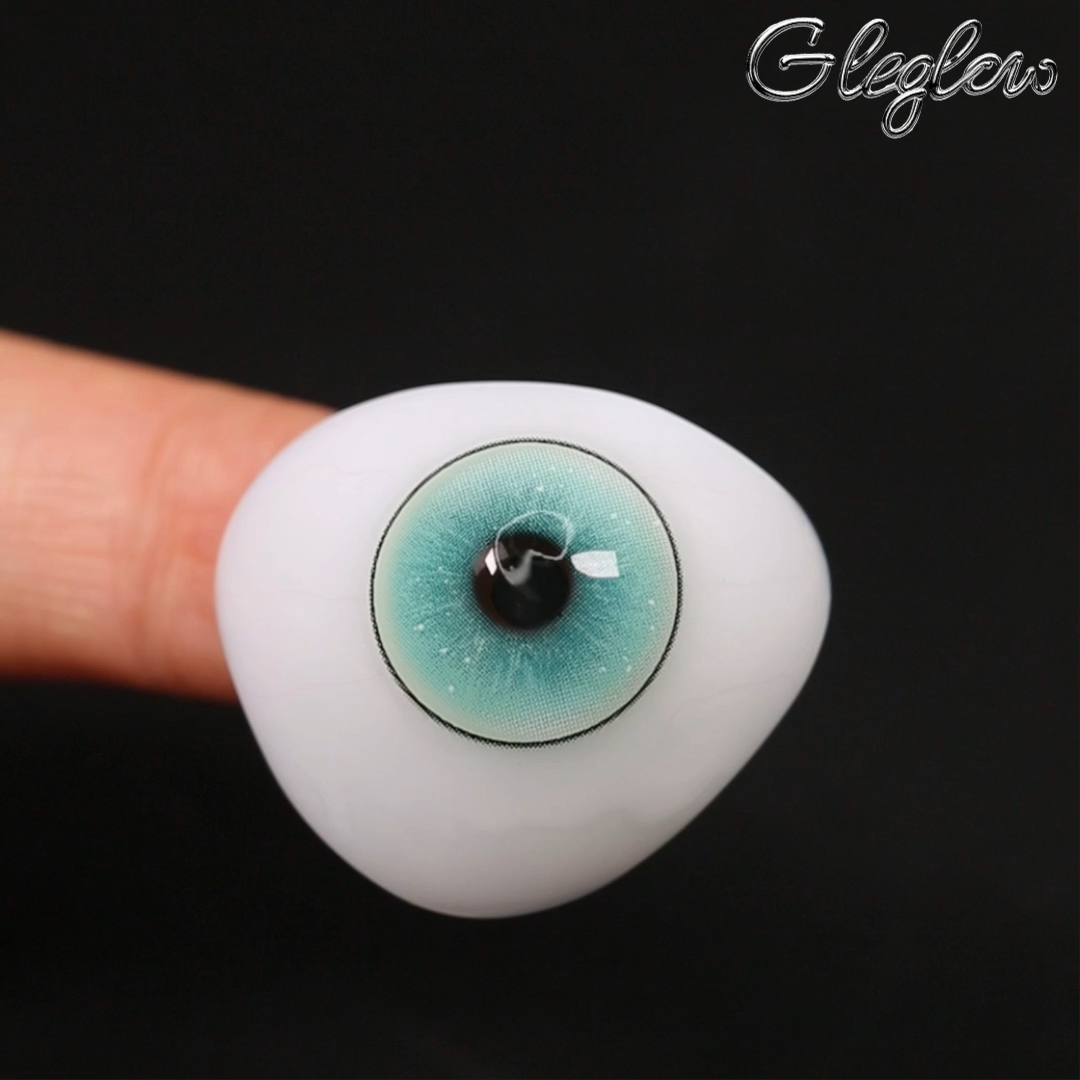 Kitti Green - 1 Year, 2 lenses