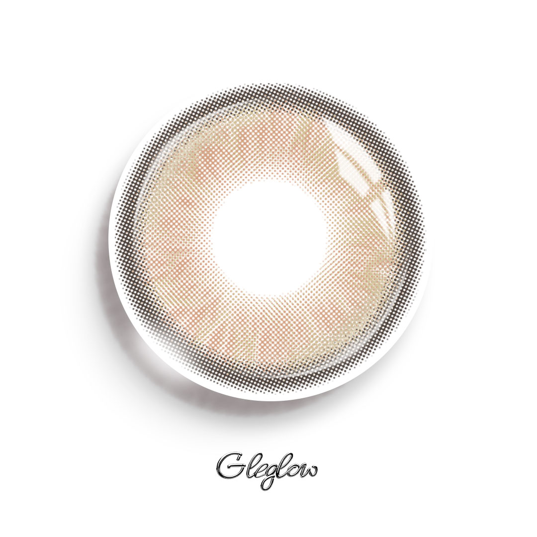 Briza Brown - 1 Year, 2 lenses