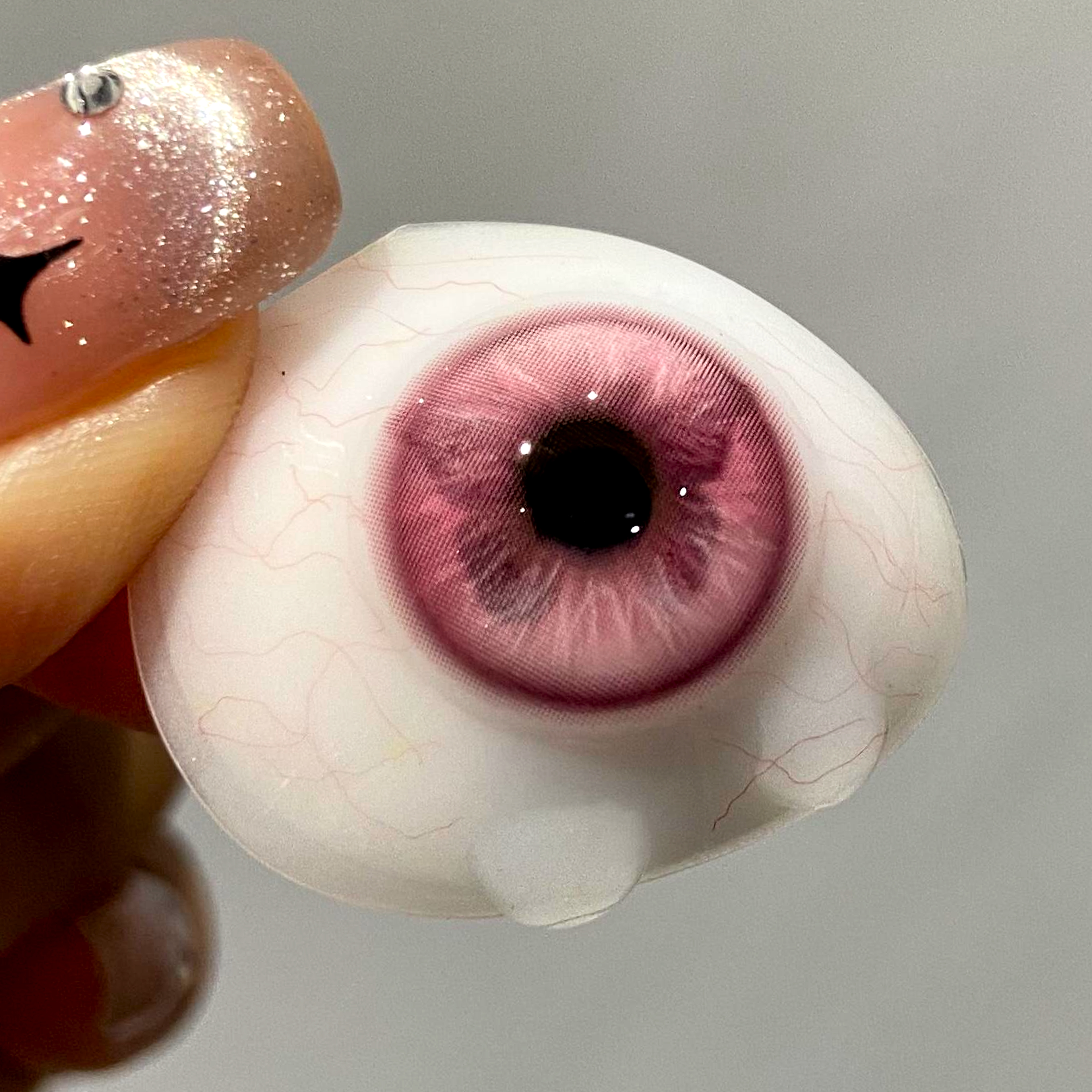Fluttery Pink - 1 Year, 2 lenses Colored Contacts - Gleglow