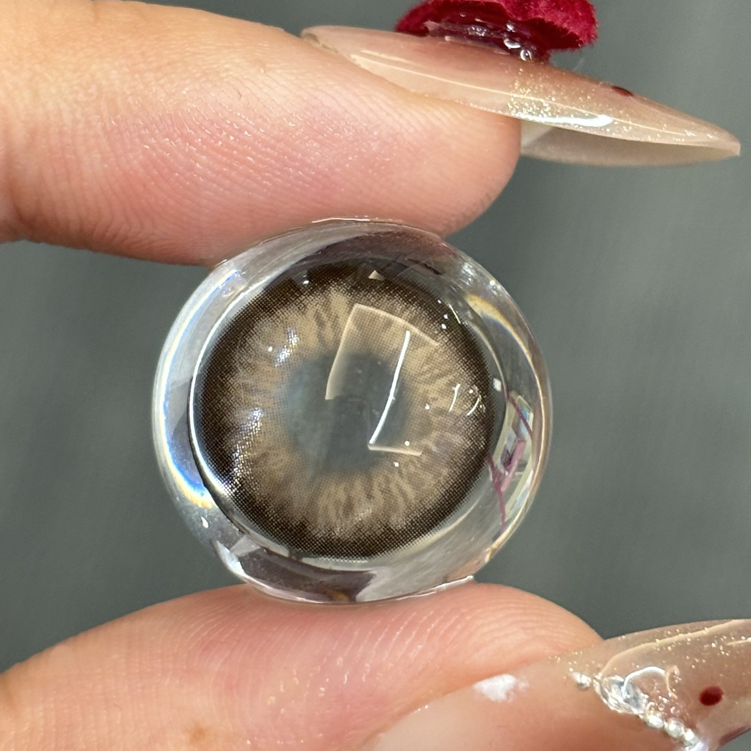 Cleo Brown - 1 Year, 2 lenses Colored Contacts - Gleglow