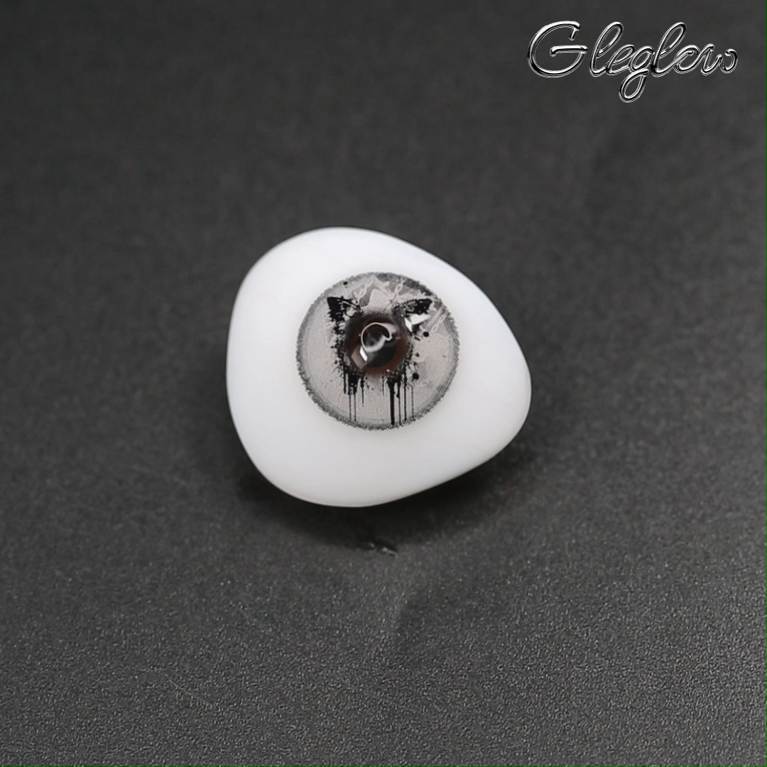 Butterfly Petal White - 1 Year, 2 lenses