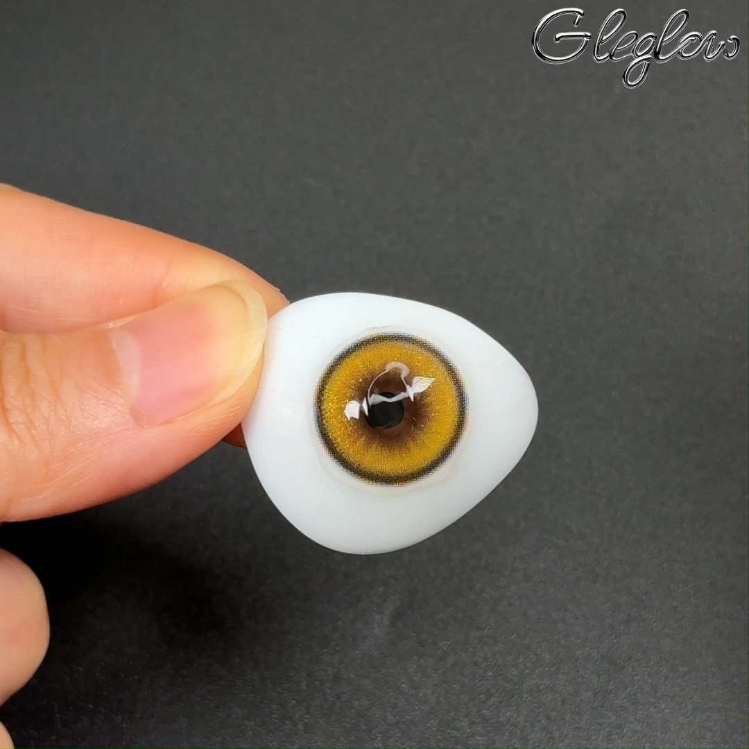 Reef Hazel - 1 Year, 2 lenses