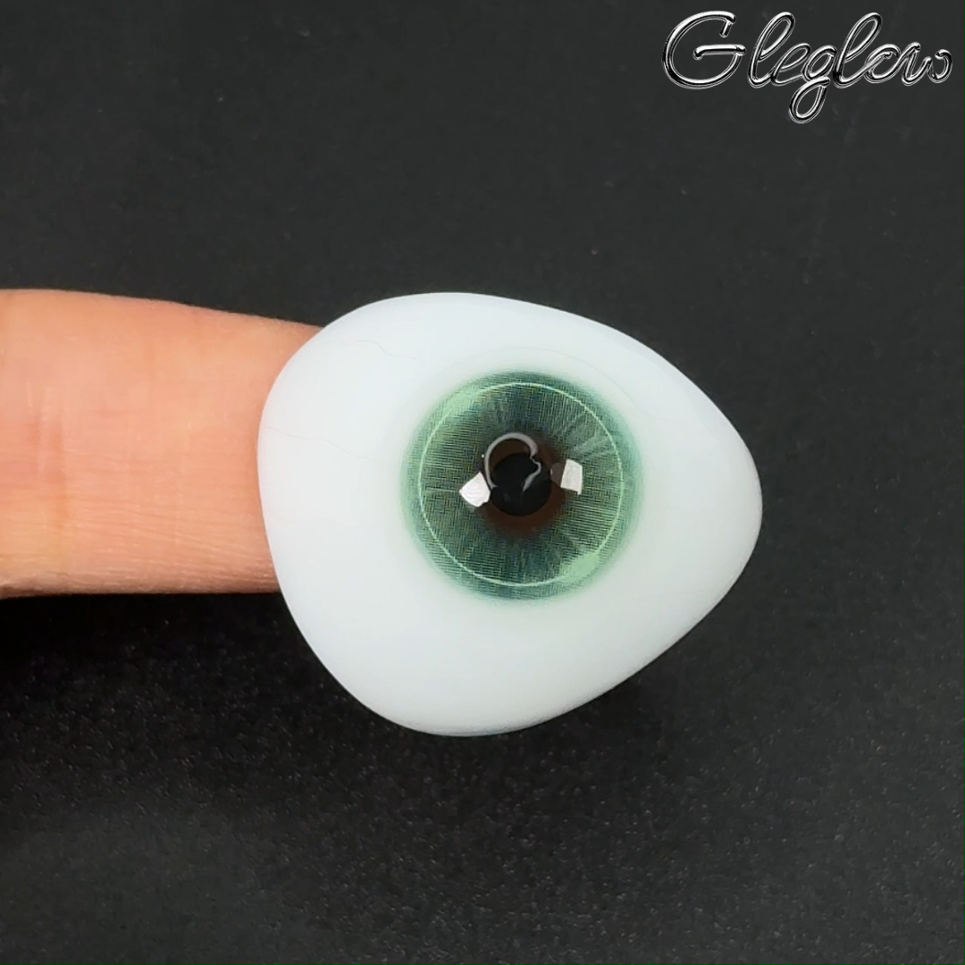 Lorza Green - 1 Year, 2 lenses