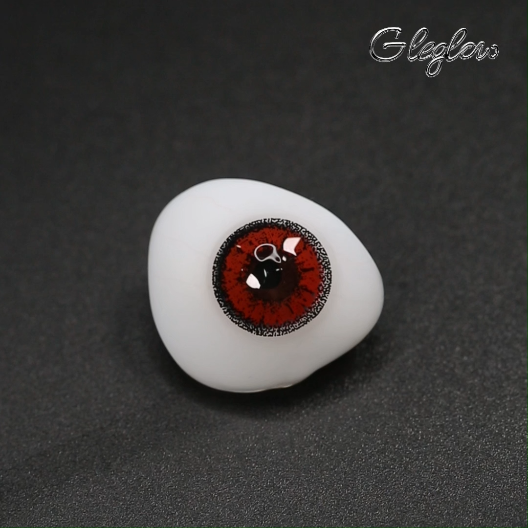 Kira Red - 1 Year, 2 lenses