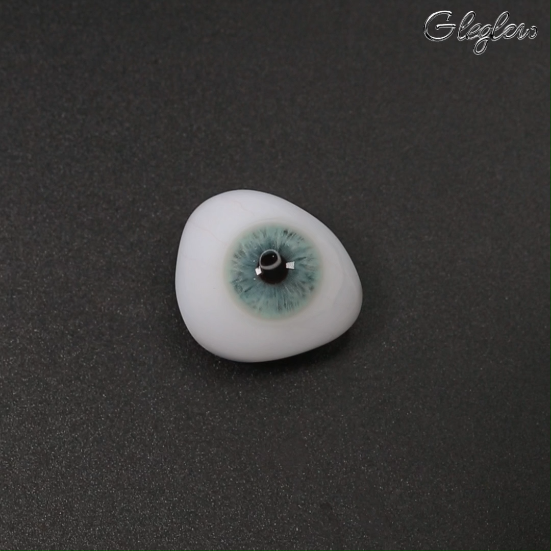 Elfin Green - 1 Day, 2 lenses