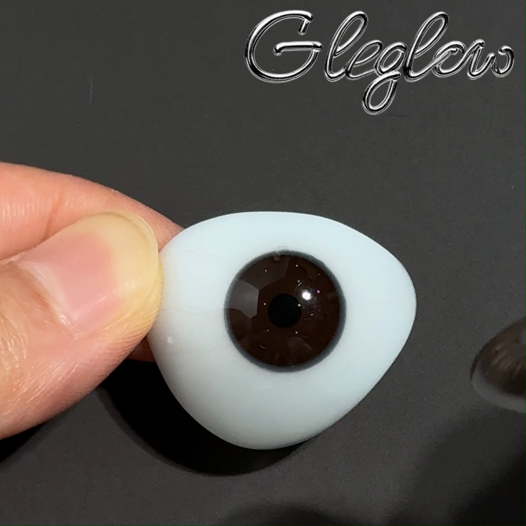 Aerin Grey - 1 Year, 2 lenses