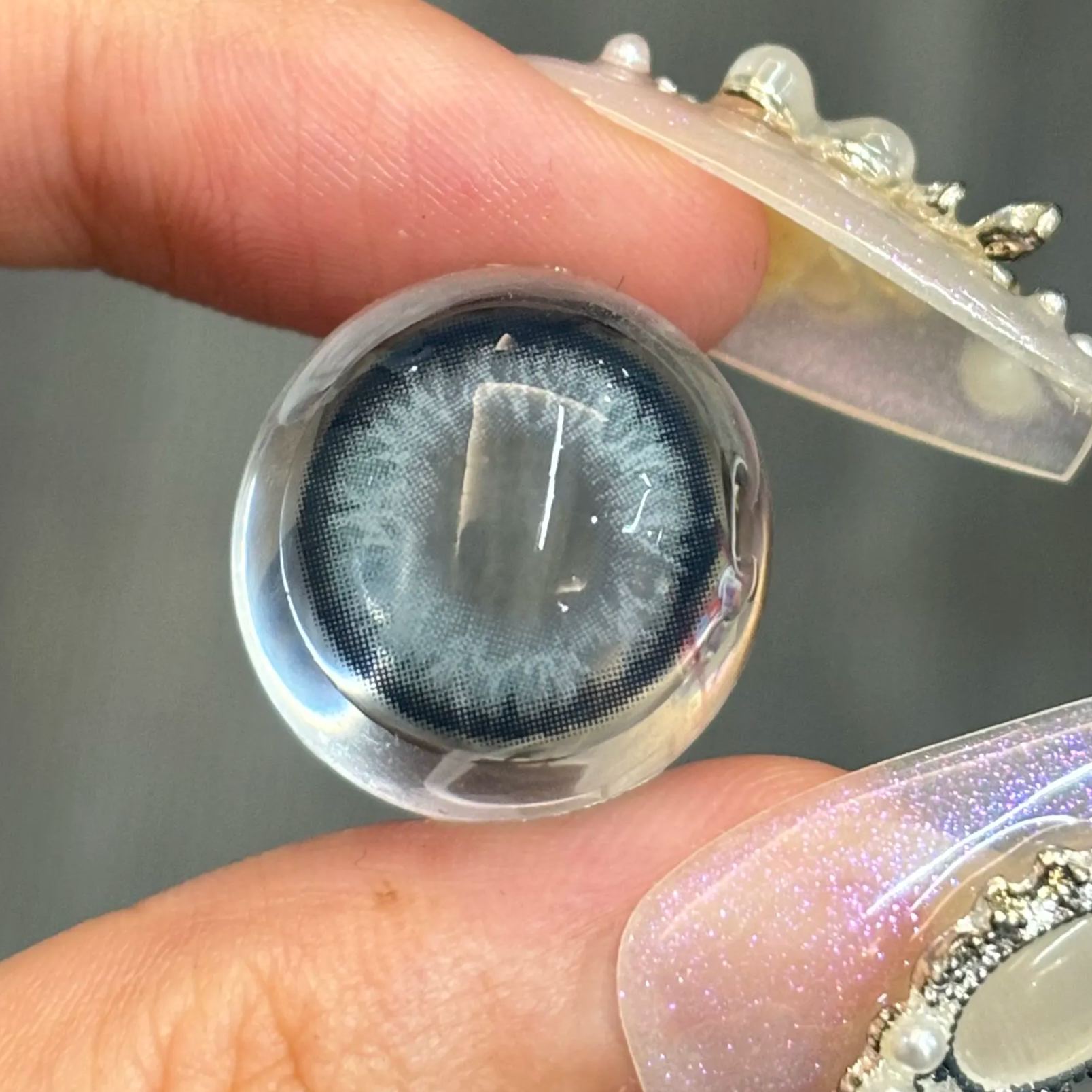 Elyra Blue - monthly, 2 lenses Colored Contacts - Gleglow