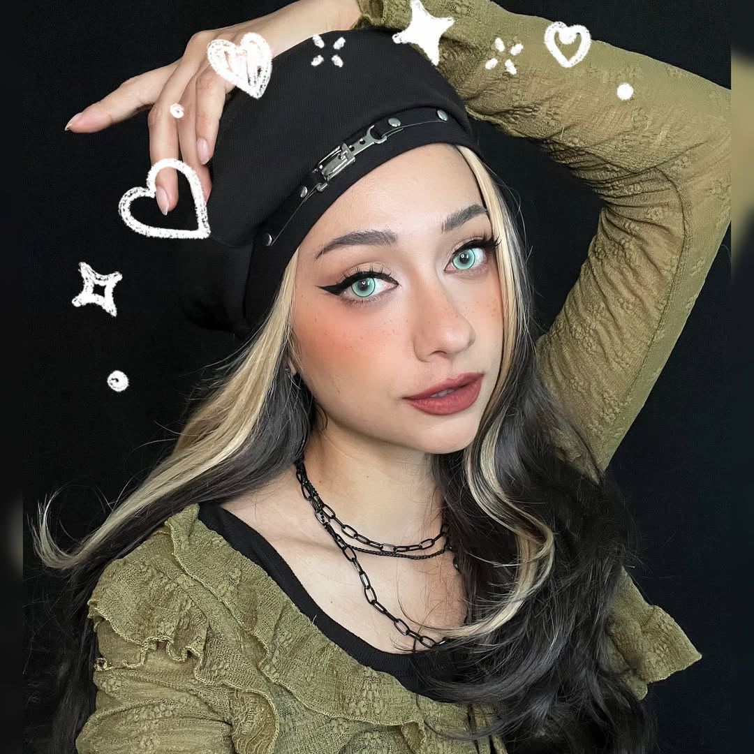 Aeon Light Green - 6-month，2 lenses Colored Contacts - Gleglow