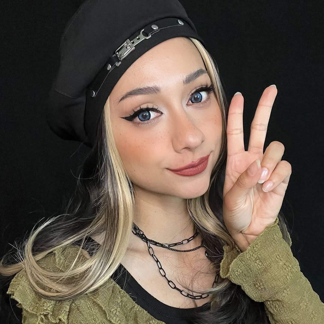 Aerin Blue - 1 Year, 2 lenses