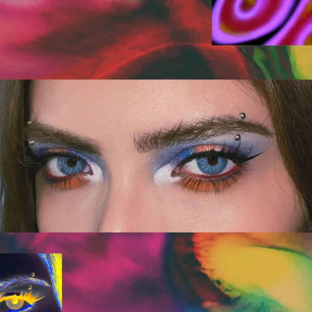 Flirting Blue - 1 Year, 2 lenses Colored Contacts - Gleglow