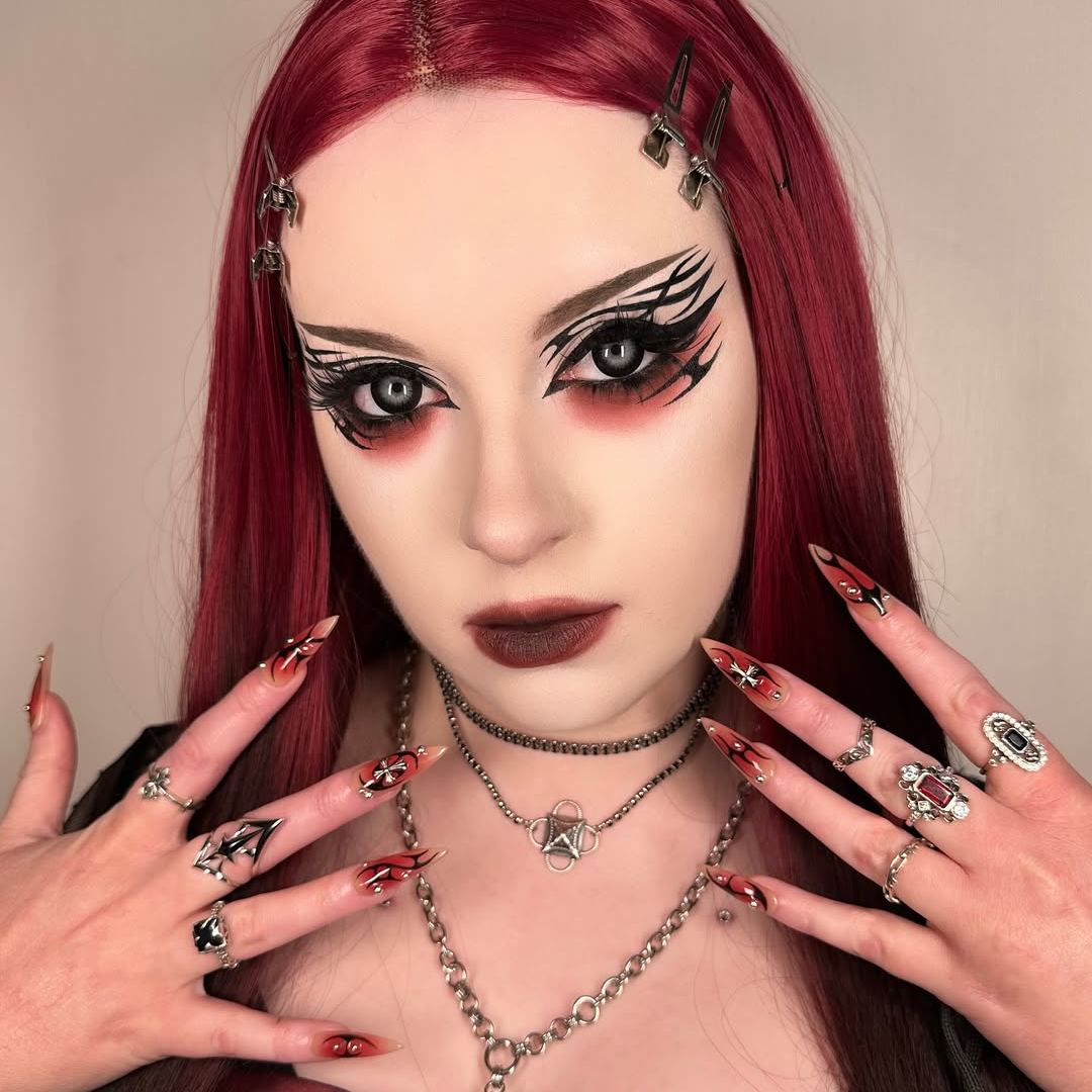 Vanta Black - 1 Year, 2 lenses Colored Contacts - Gleglow