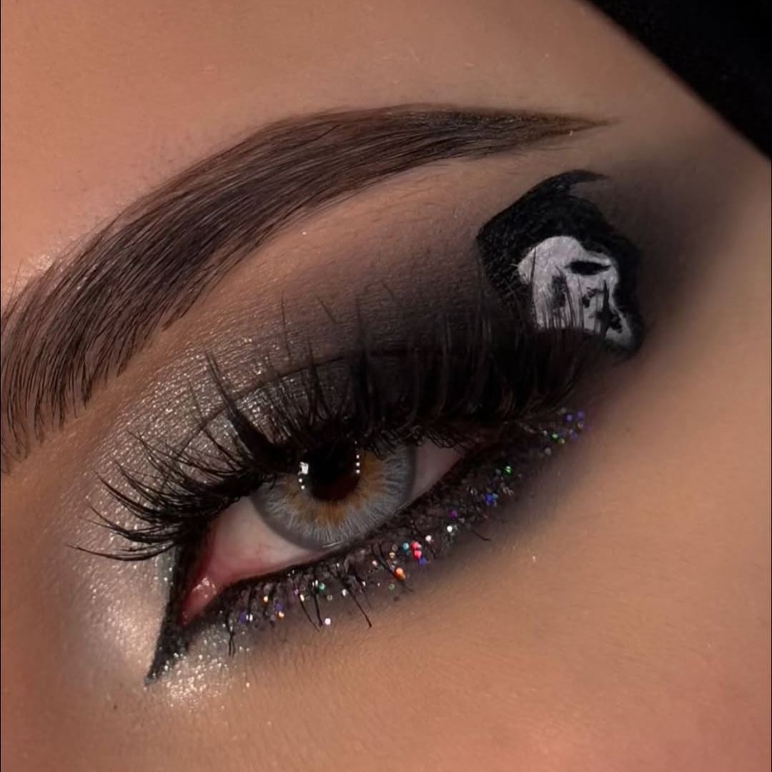 Wolf Gray - 1 Year, 2 lenses Colored Contacts - Gleglow