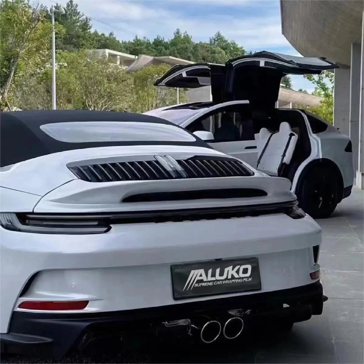 Gloss Crescent White Car Vinyl Wrap PET