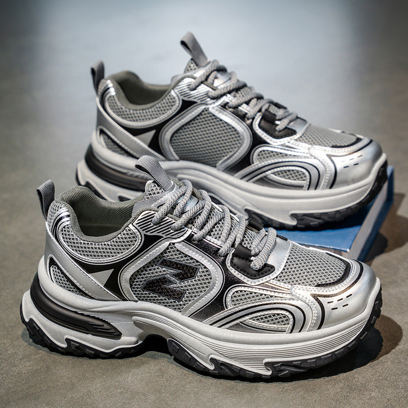 Scarpe sportive traspiranti