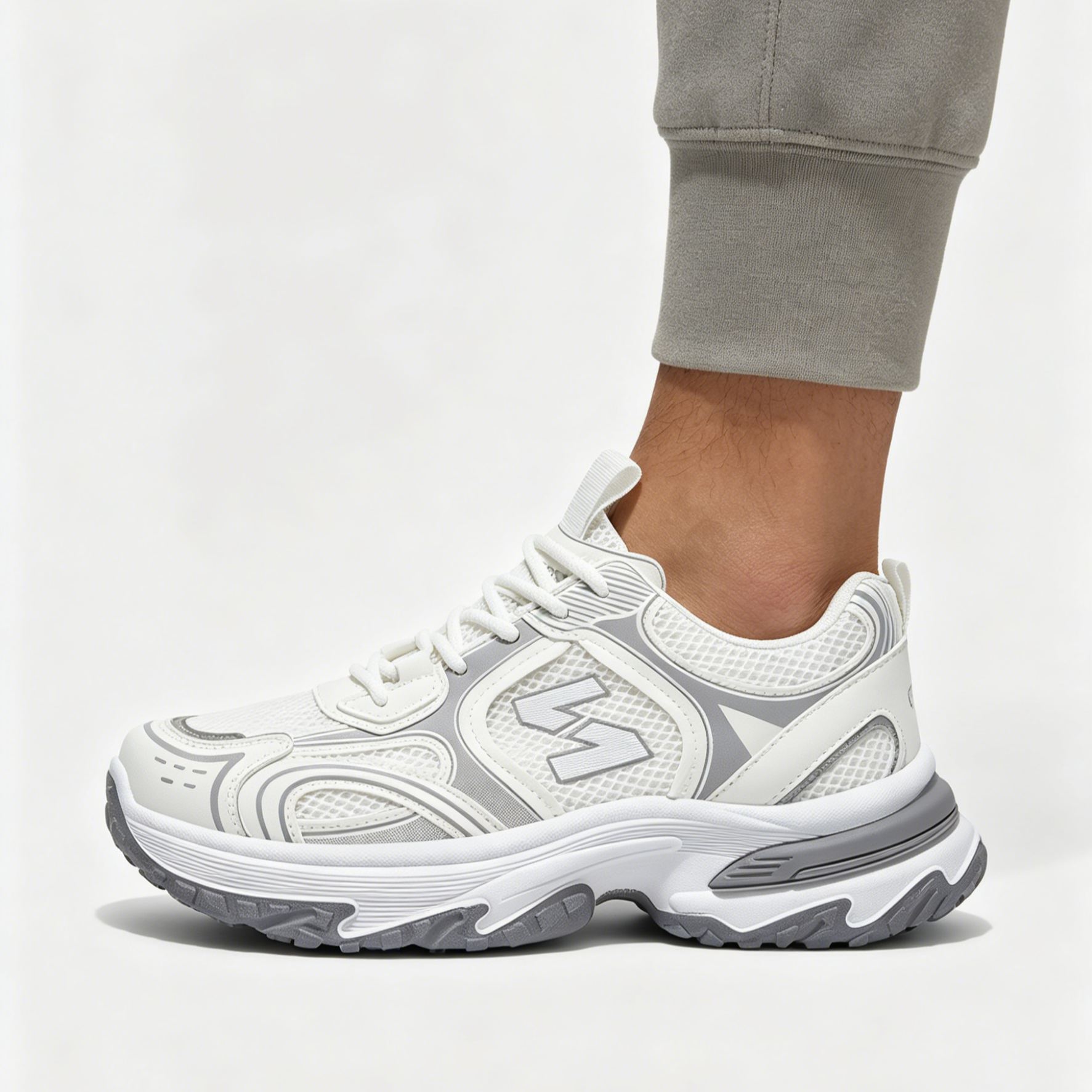 Scarpe sportive traspiranti