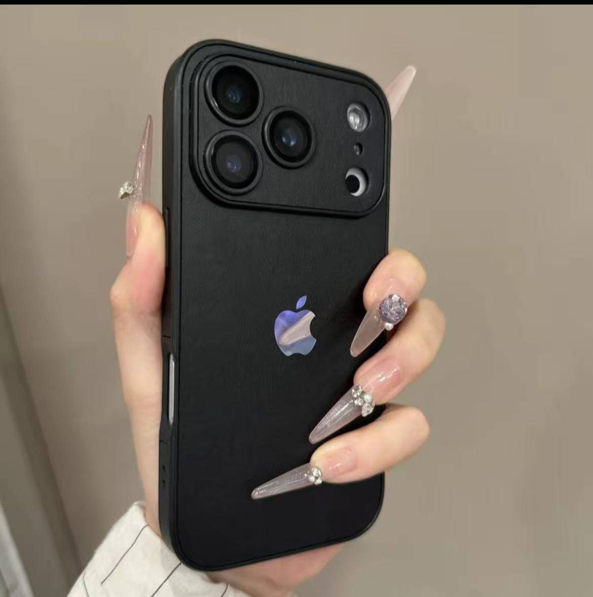 【新品17上市 順豐免運】iPhone高級質感細膩素皮 鏡頭全包防摔保護殼 防刮耐磨 清爽不油膩 不留指紋！