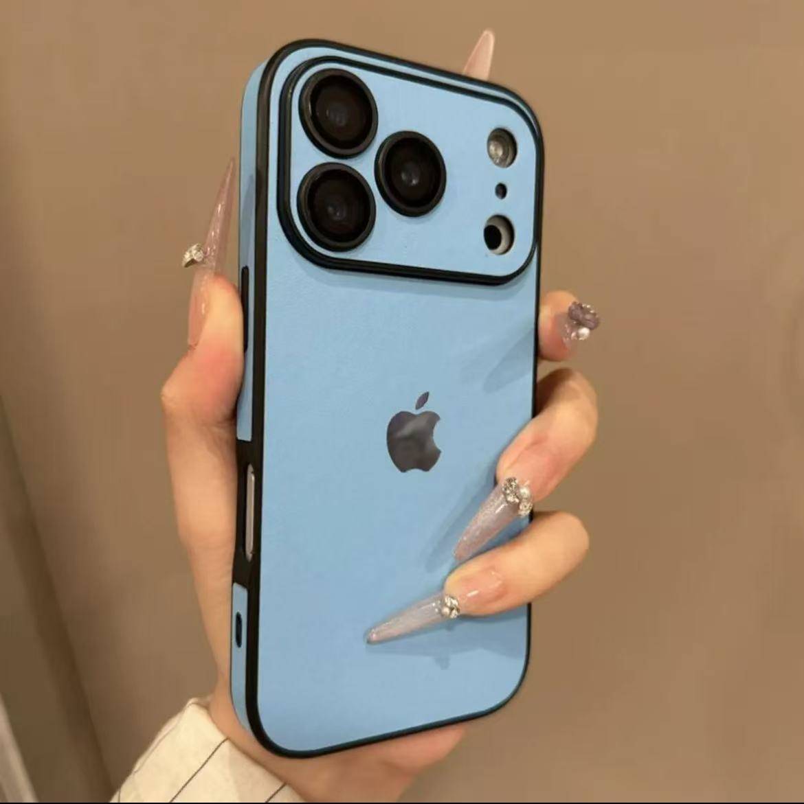 【新品17上市 順豐免運】iPhone高級質感細膩素皮 鏡頭全包防摔保護殼 防刮耐磨 清爽不油膩 不留指紋！