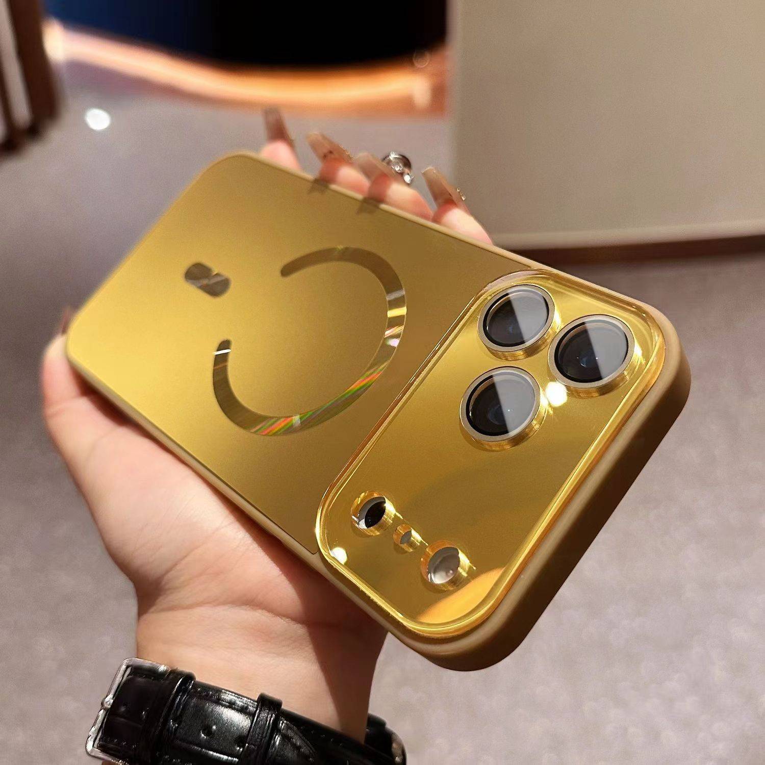 ✨ 金屬鏡頭框磁吸殼｜柔韌軟邊 防刮防摔 iPhone 適用