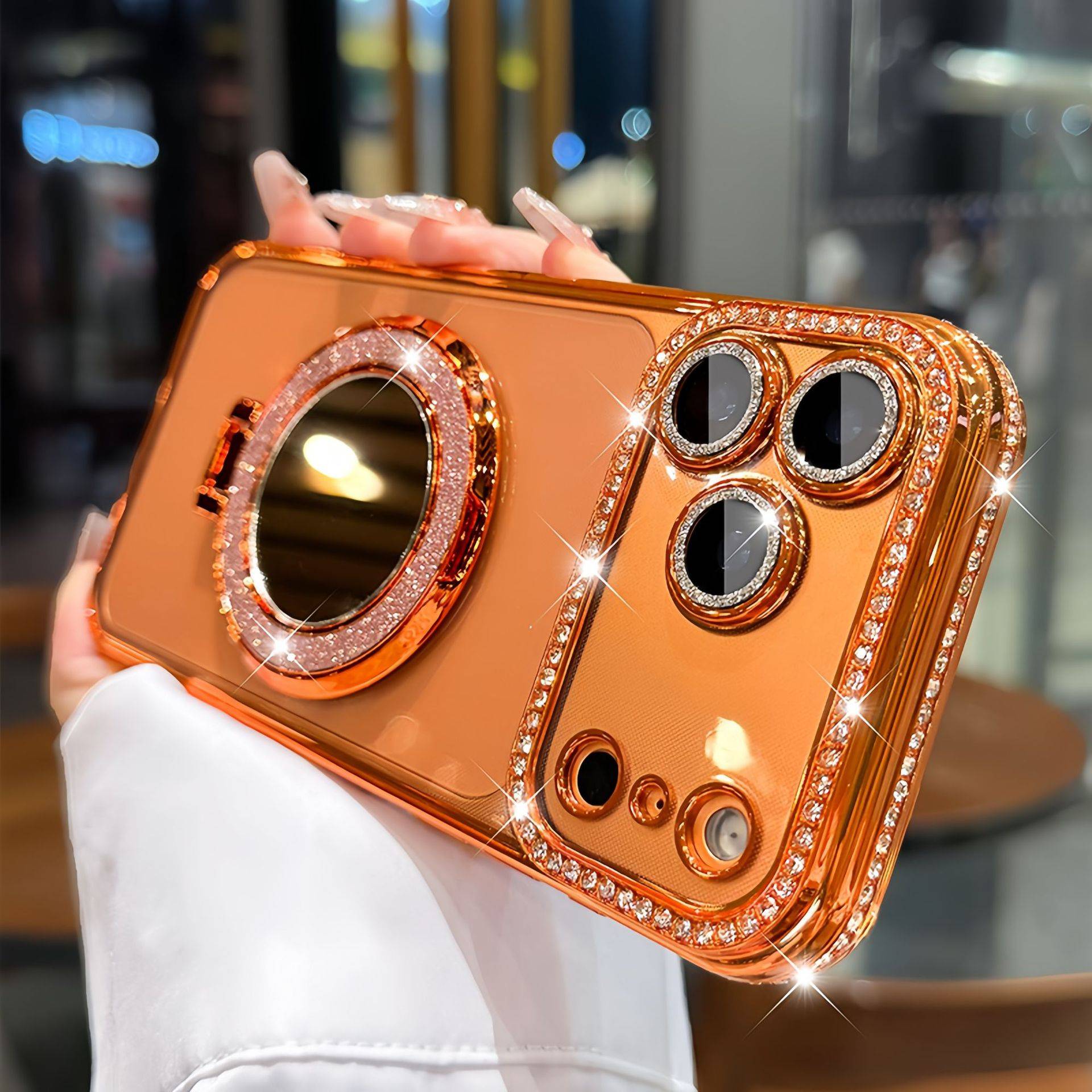 ✨閃鑽鏡面磁吸手機殼｜自帶支架 + 掛繩｜iPhone 專用高級感保護套