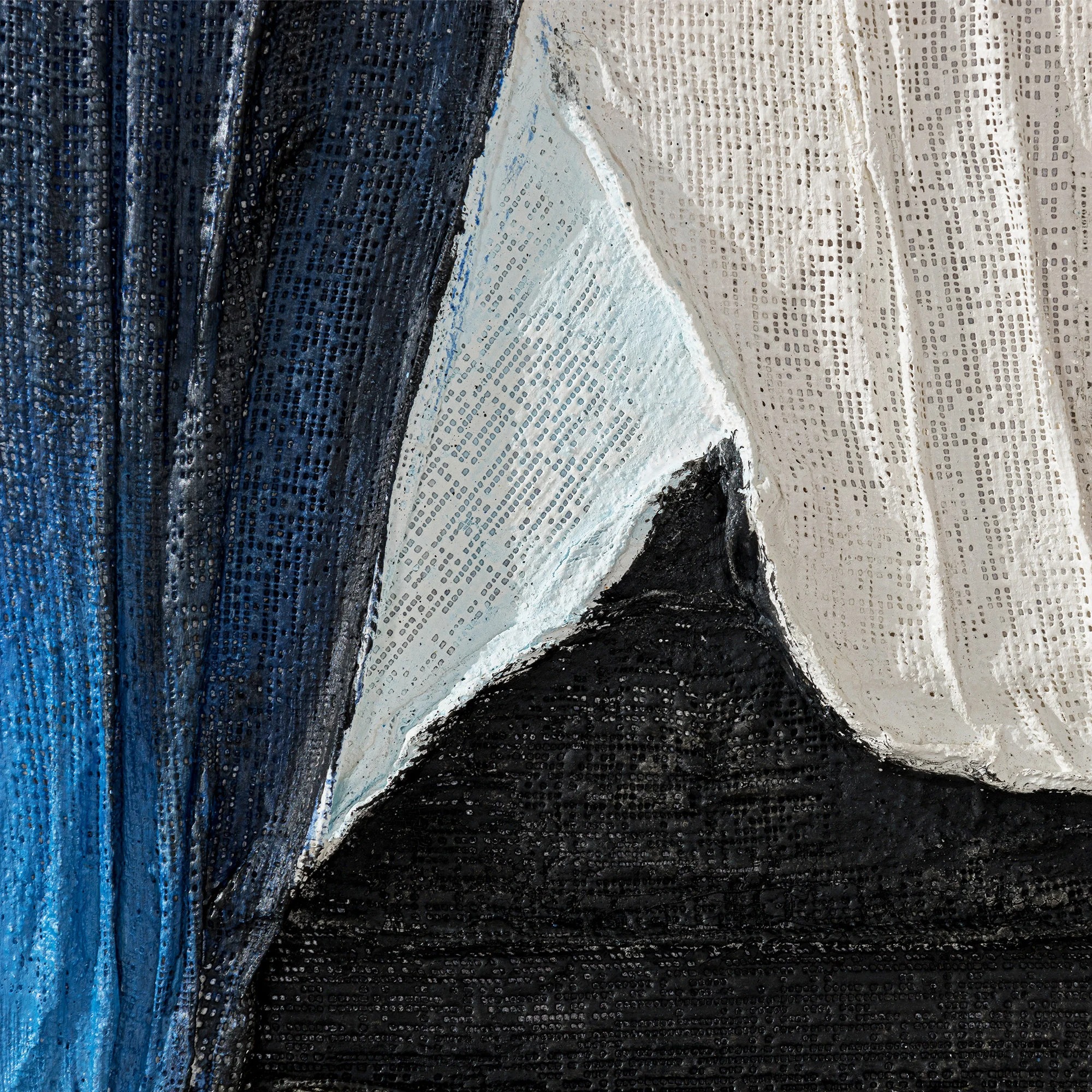 Blue & White: Abstract Eleganc