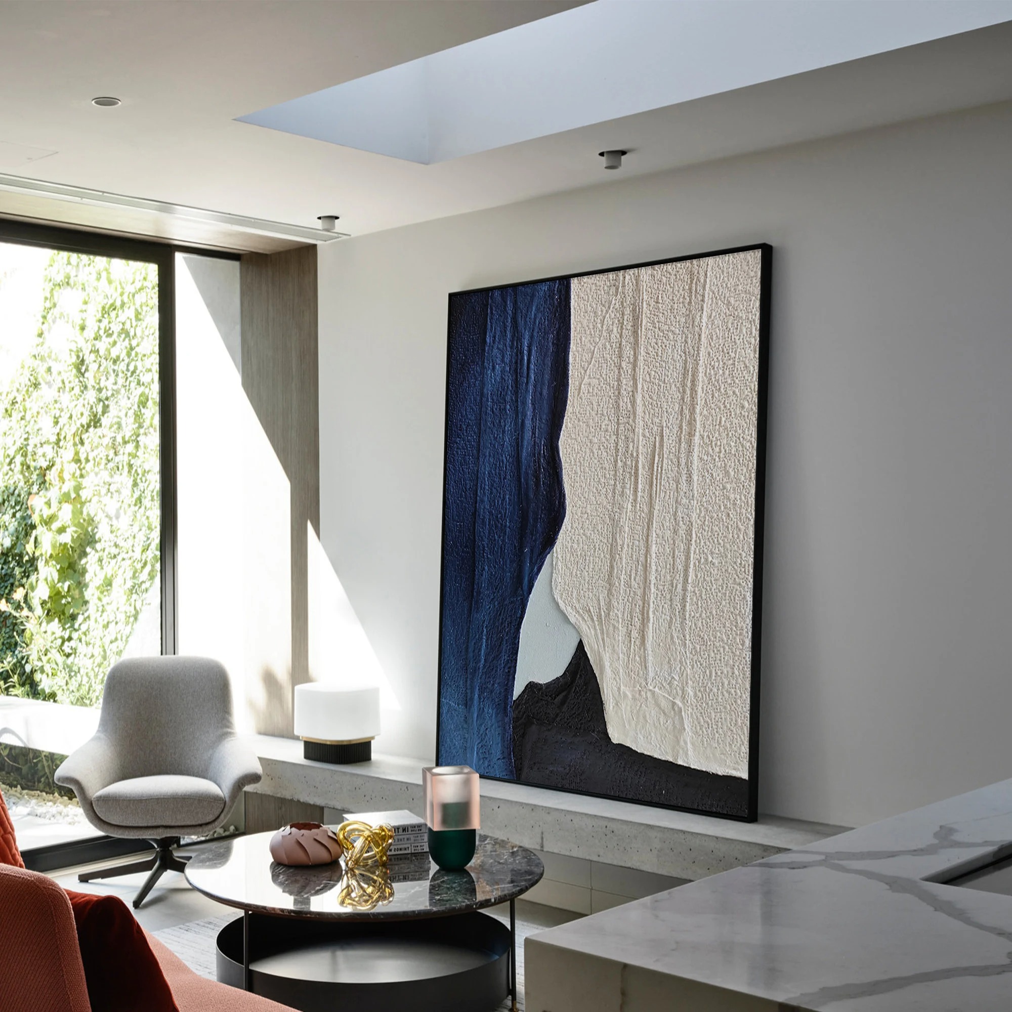 Blue & White: Abstract Eleganc