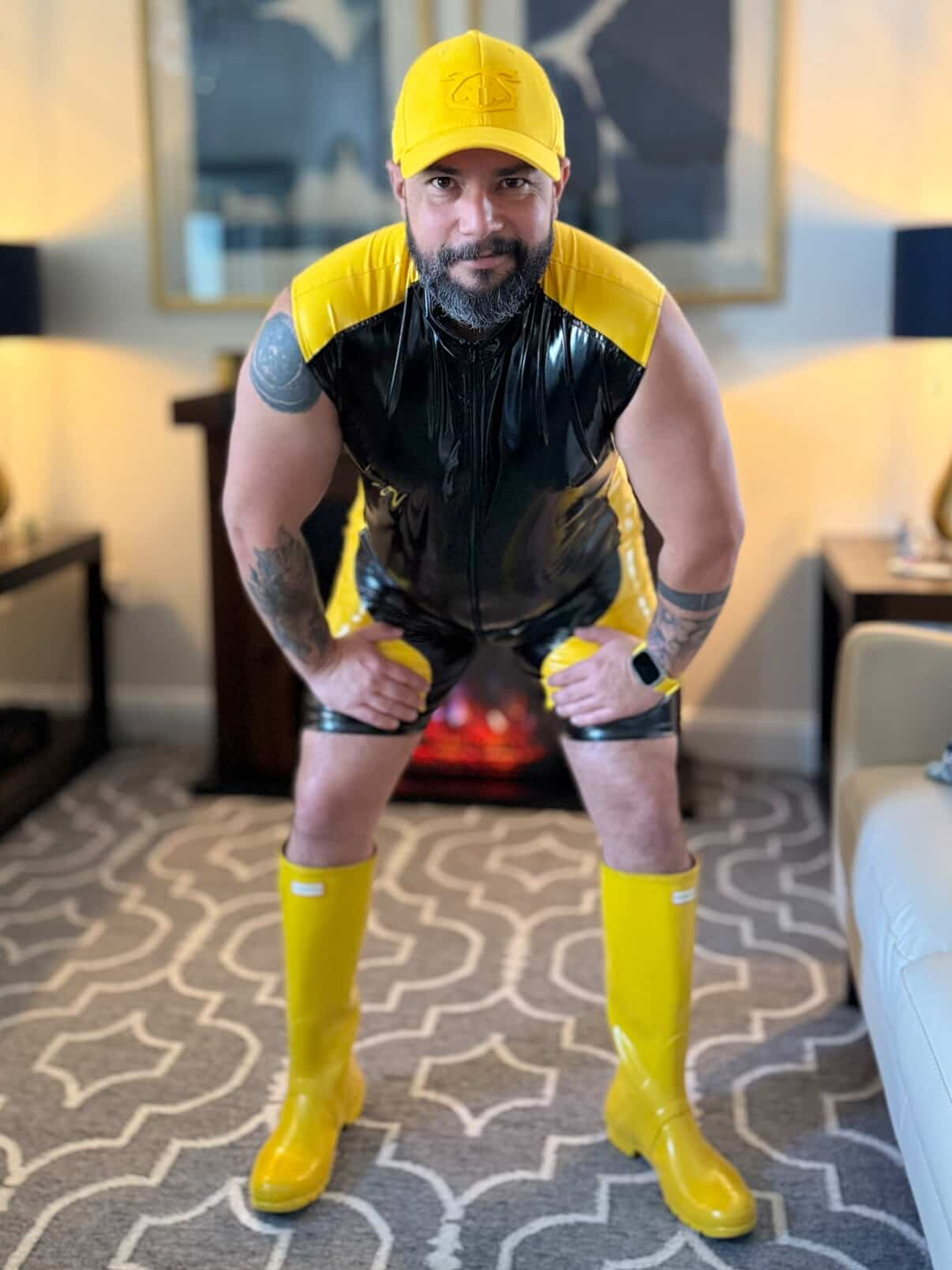 Joylgbt Black & Yellow Two-Tone Glossy Bodysuit – Zip-Front & Sleeveless Shorts