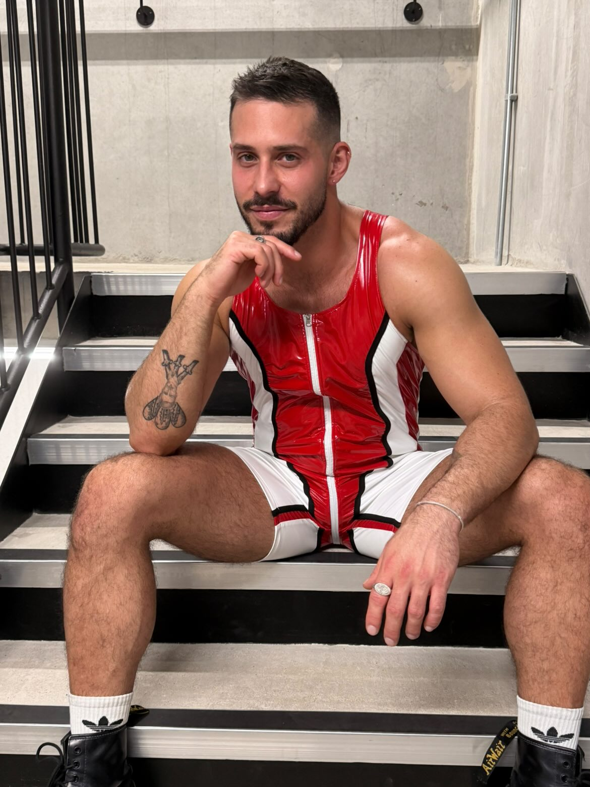 JoyLGBT Men’s Glossy Red & White Leather-Look Bodysuit with Front Zipper – Tight Fit Fetishwear
