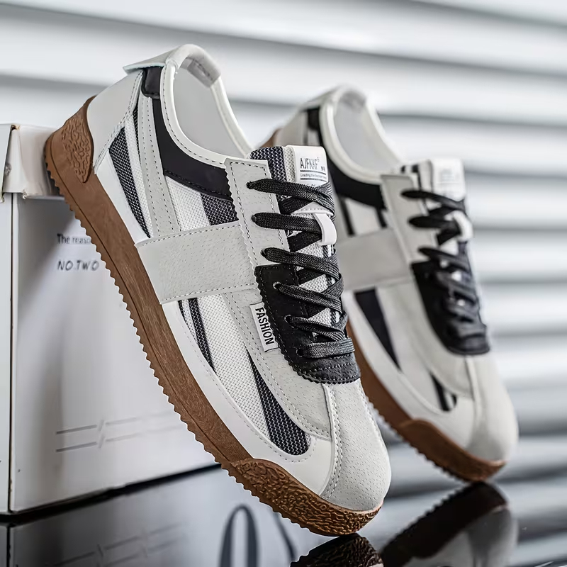 Men's Low-Top Sneakers Breathable Striped Lace-Up Sneakers