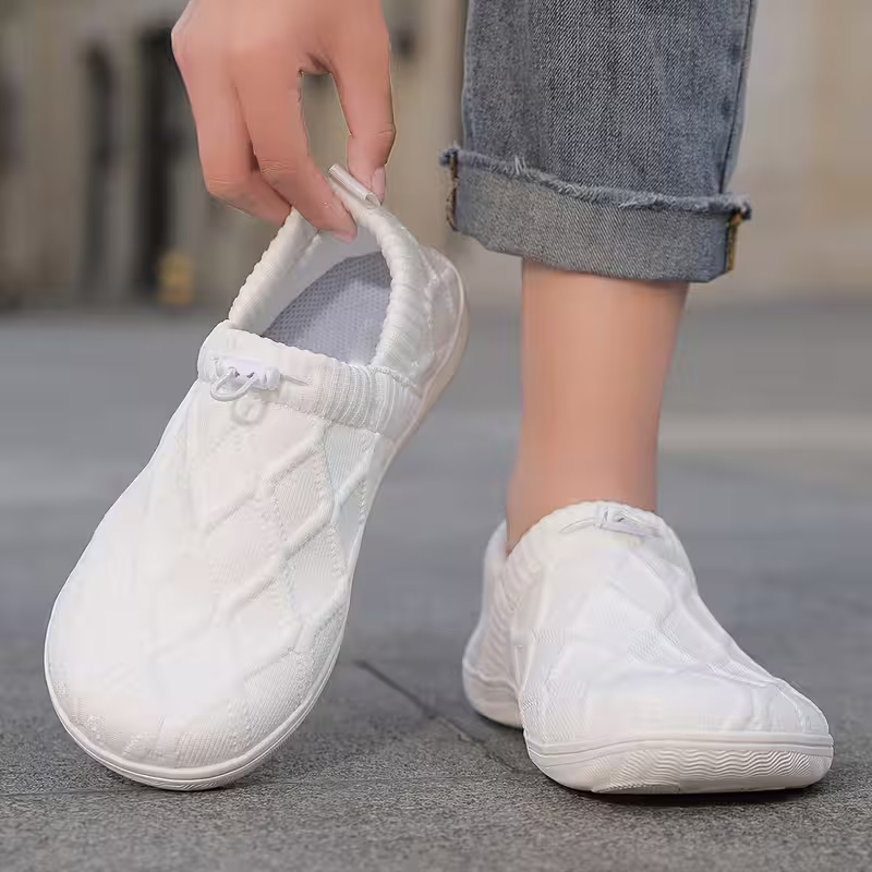 Women' s Wide Breathable Walking Shoes