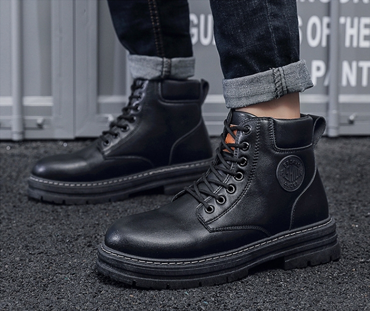 MEN’S WATERPROOF HIKE LEATHER BOOTS