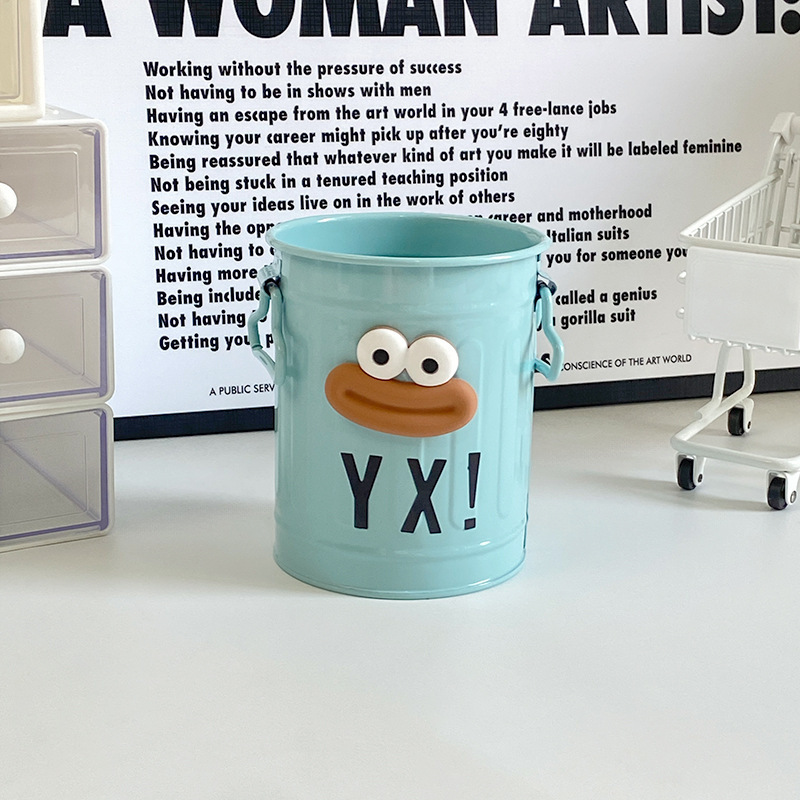 Big Mouth Pen Holder Ornaments