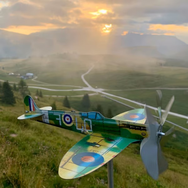 Supermarine Spitfire Aircraft Garden Art Decor