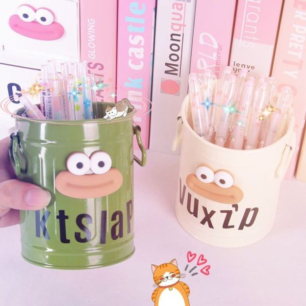 Big Mouth Pen Holder Ornaments