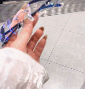 翻译件-SL-变色防蓝光老花眼镜-1174863-系统_05.gif