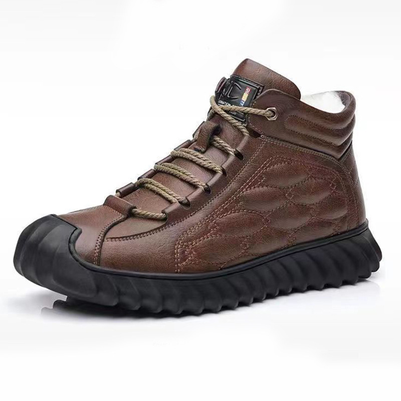 ❄️ Brave -30° weather with Tuscan Leather  100% Merino Wool 🐑. Feel like you're walking on clouds ☁️. Limited stock, 50% off! 