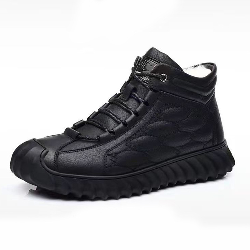 ❄️ Brave -30° weather with Tuscan Leather 100% Merino Wool 🐑. Feel like you're walking on clouds ☁️. Limited stock, 50% off!