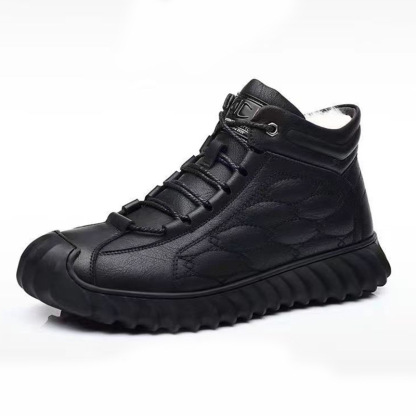 ❄️ Brave -30° weather with Tuscan Leather  100% Merino Wool 🐑. Feel like you're walking on clouds ☁️. Limited stock, 50% off! 