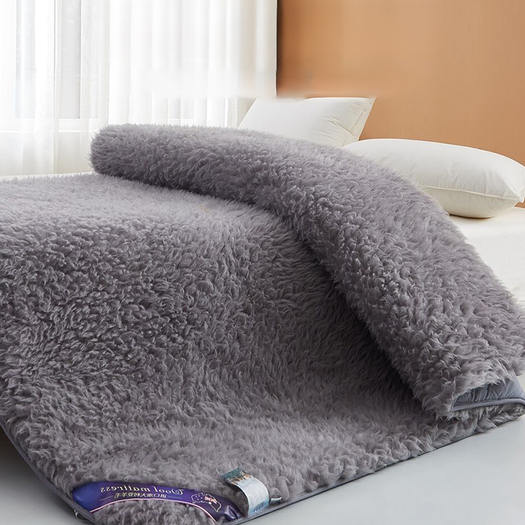 3-Second Rapid Heating Thick Wool Mattress 🌟 Experience the ultimate warmth and comfort brought by our 3-second rapid heating – an unprecedented sleep experience!