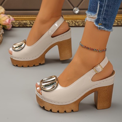 Women's Vintage Metal Buckle Pumps