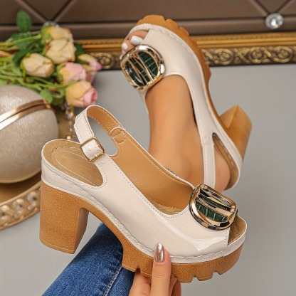 Women's Vintage Metal Buckle Pumps