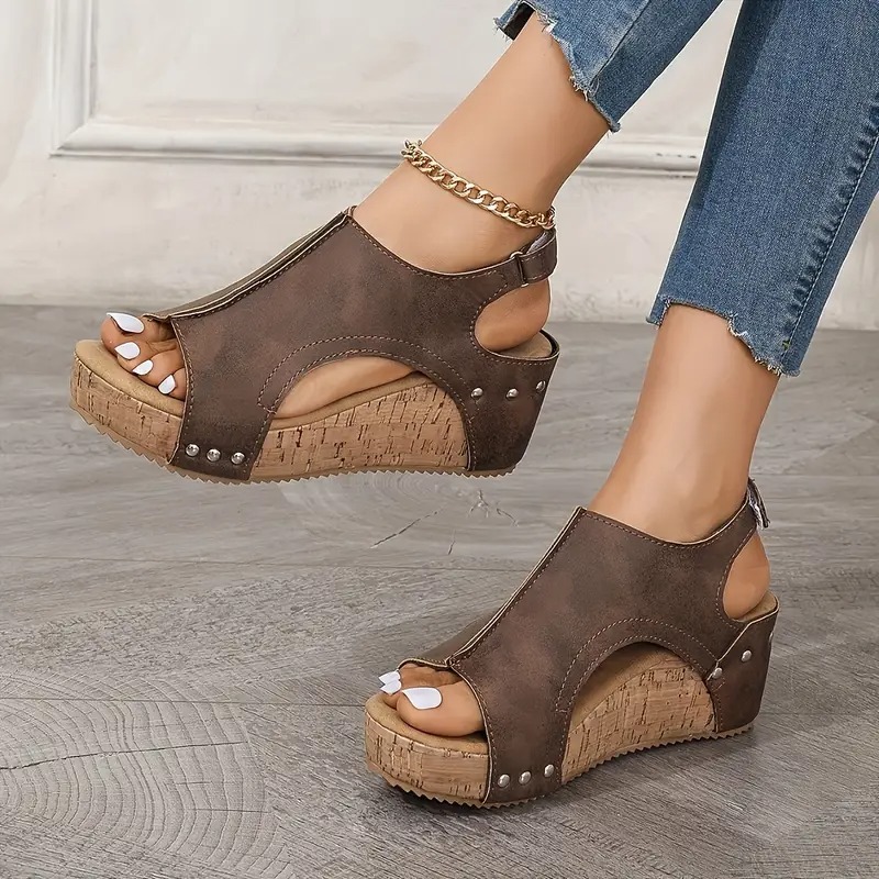 Chic Retro Platform Sandals