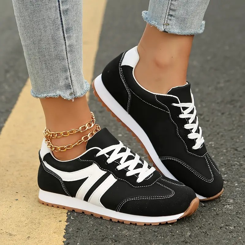 Women's Solid Color Casual Sneakers