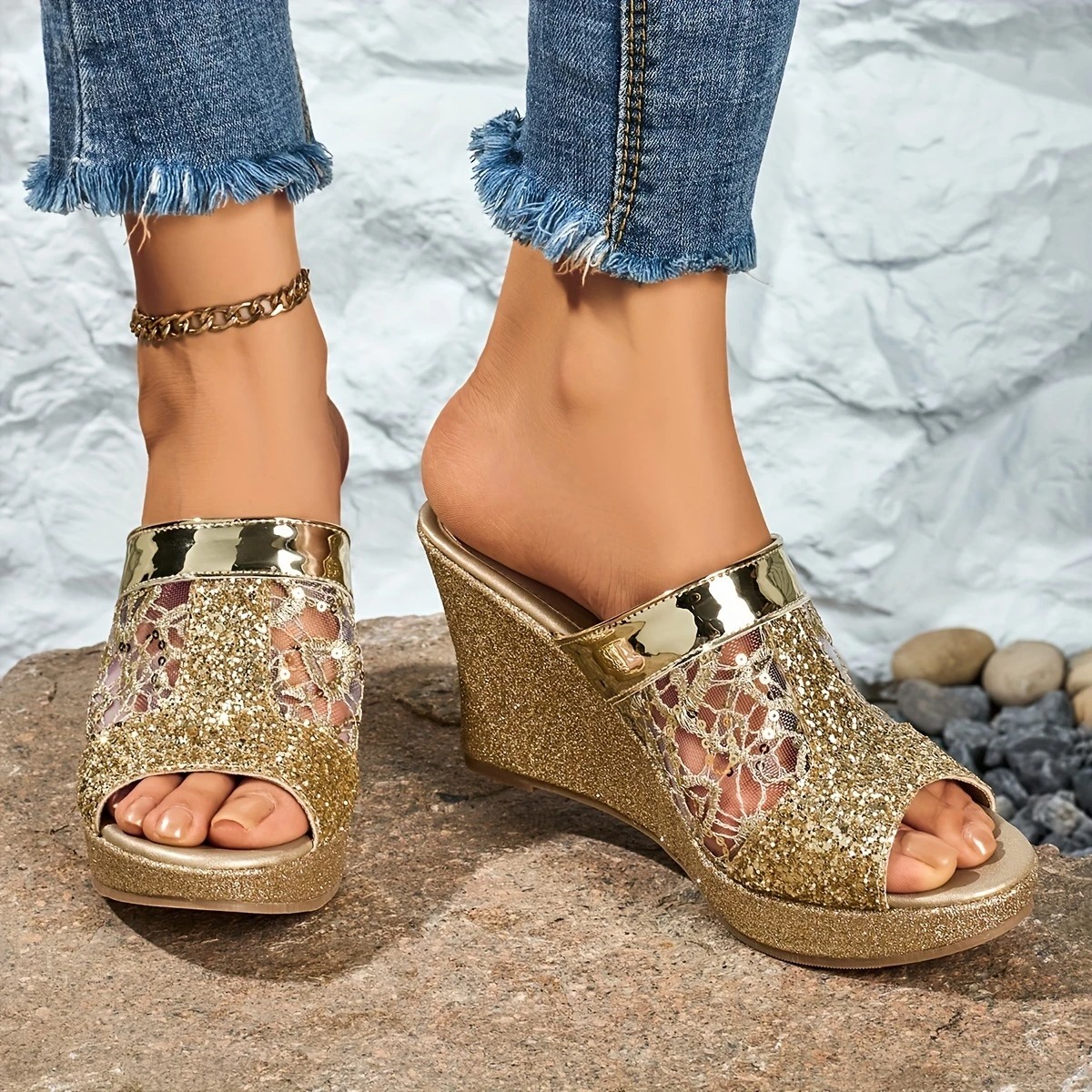 Elegant Lace Wedge Heeled Sandals