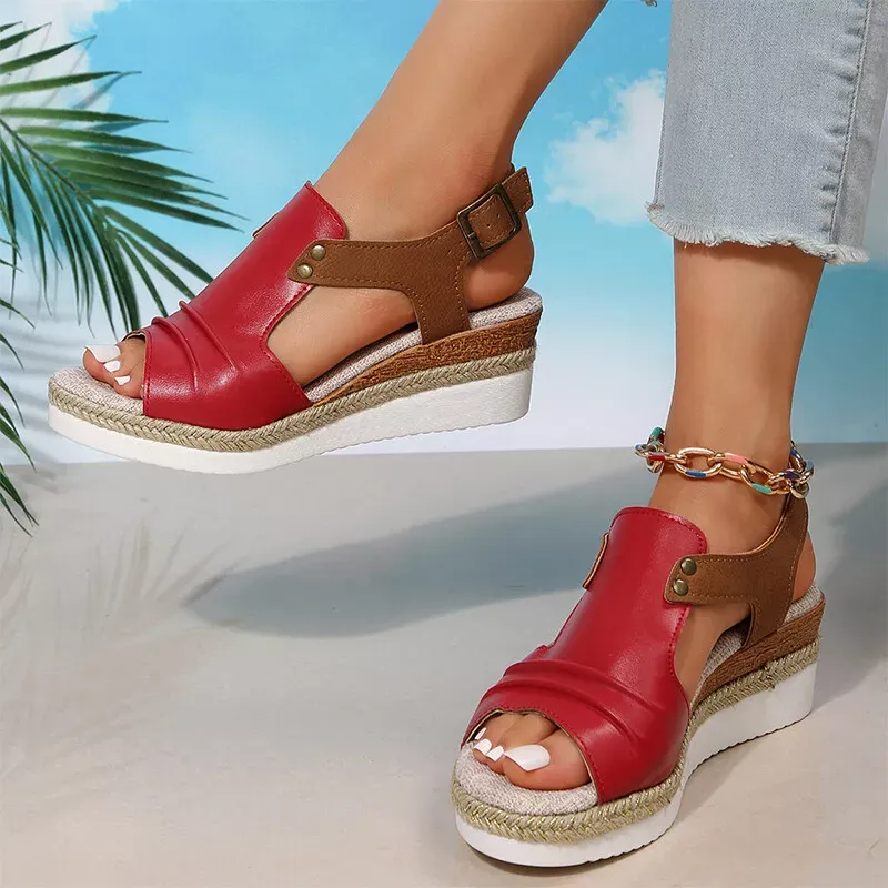 Women's Chunky Platform Classic Leather Sandals