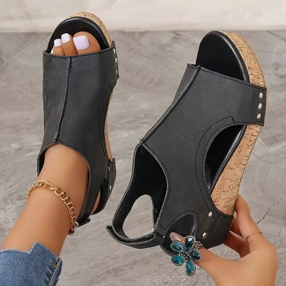 Chic Retro Platform Sandals