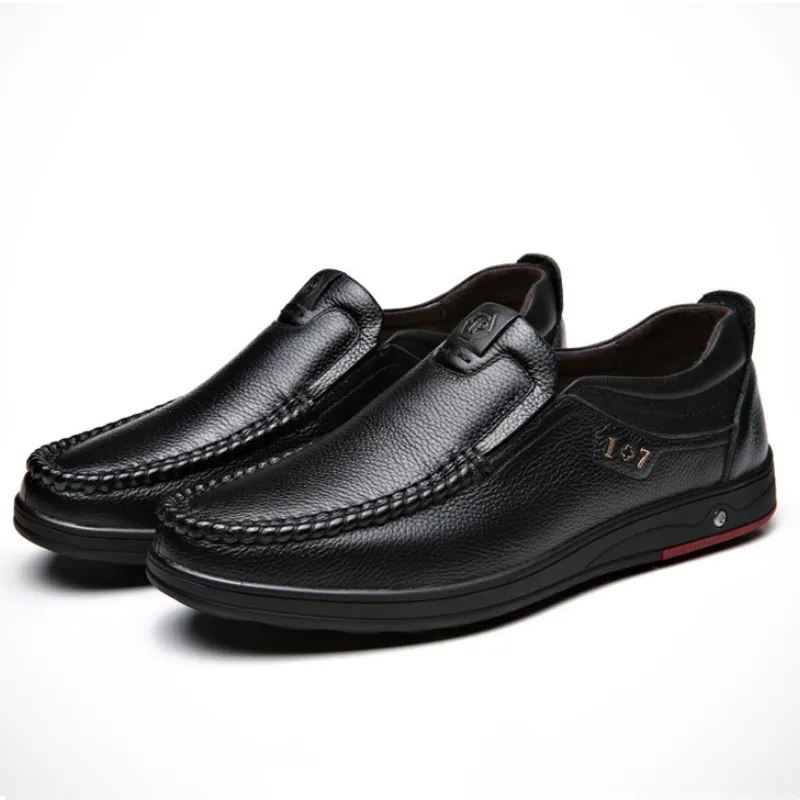 Men's Relaxed Fit Lightweight Cushioned Walking Shoes