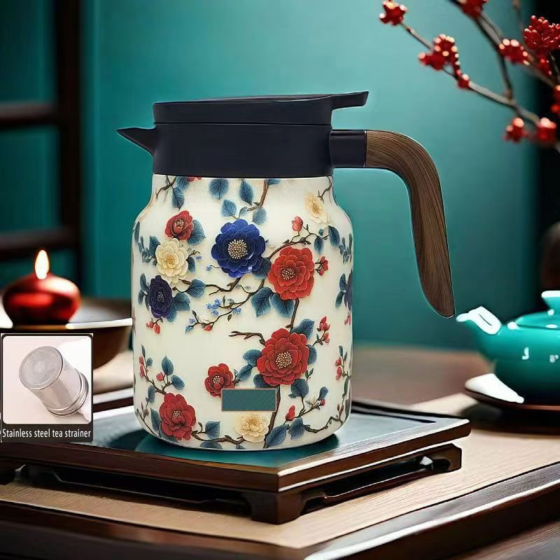 Retro floral pattern teapot
